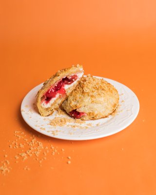 Now Shipping Nationwide with Goldbelly! - We serve you fancy made from scratch gourmet pies using only the finest quality ingredients with a KRAVS twist. Our pies are flaky on the outside and luscious on the inside. You take a bite, you crave for more. Visit our website and place your order NOW! Now Shipping Nationwide with Goldbelly! - We serve you fancy made from scratch gourmet pies using only the finest quality ingredients with a KRAVS twist. Our pies are flaky on the outside and luscious on the inside. You take a bite, you crave for more. Visit our website and place your order NOW!