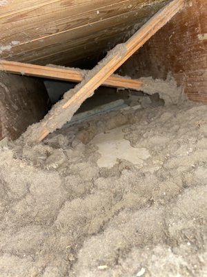 Deep air duct cleaning - It was a lot of dust and construction staff inside the air system Deep air duct cleaning - It was a lot of dust and construction staff inside the air system