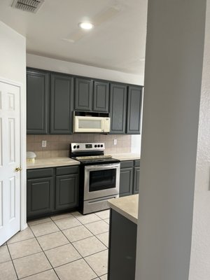 Cabinets painted - In these pictures we had painted the kitchen cabinets.