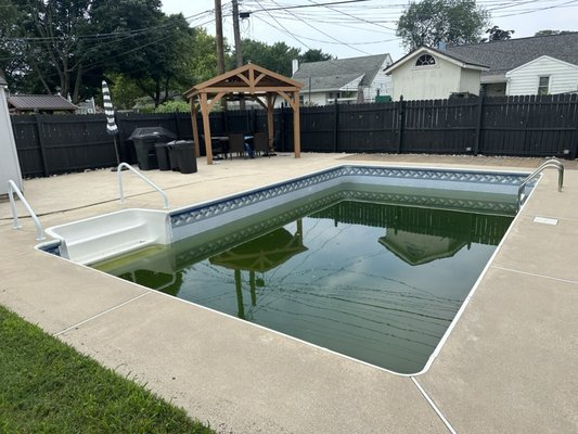 ✨Same Pool💧New Vibe✨ - New vinyl liner installation with all new PVC plumbing lines ran underground . A new return line was added in the deep end for optimal flow and circulation. A new filter was also installed! ✨Same Pool💧New Vibe✨ - New vinyl liner installation with all new PVC plumbing lines ran underground . A new return line was added in the deep end for optimal flow and circulation. A new filter was also installed!