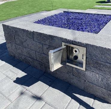 Firepits - Fire pit kits come with enough chosen block color to create a round or square fire pit. Firepits - Fire pit kits come with enough chosen block color to create a round or square fire pit.