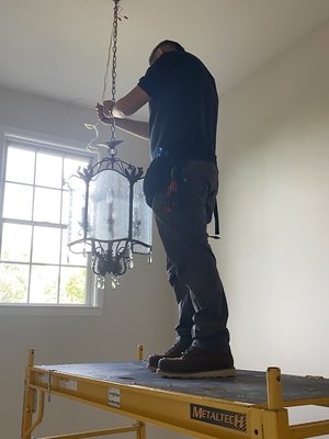 Replacing an existing chandelier - Replacing an existing chandelier Replacing an existing chandelier - Replacing an existing chandelier