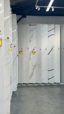 Kitchen Countertops - We have a very high quality & quantity stock in premium quartz, regular quartz, enhanced marble kitchen countertops in 4 standard sizes. Kitchen Countertops - We have a very high quality & quantity stock in premium quartz, regular quartz, enhanced marble kitchen countertops in 4 standard sizes.