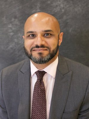 Dr. Robin Abdelmalik - Dr. Abdelmalik is board certified in Internal Medicine, Cardiovascular Disease, and Nuclear Cardiology. Procedures performed by Dr. Abdelmalik include: invasive and noninvasive procedures, including stress testing, echocardiography, pacemakers, and cardiac catheterization. He specializes in radial artery techniques. He is also an Assistant Clinical Professor at the University of California, Riverside, School of Medicine, Dr. Abdelmalik is heavily involved in teaching and training the next generation of young doctors. Dr. Robin Abdelmalik - Dr. Abdelmalik is board certified in Internal Medicine, Cardiovascular Disease, and Nuclear Cardiology. Procedures performed by Dr. Abdelmalik include: invasive and noninvasive procedures, including stress testing, echocardiography, pacemakers, and cardiac catheterization. He specializes in radial artery techniques. He is also an Assistant Clinical Professor at the University of California, Riverside, School of Medicine, Dr. Abdelmalik is heavily involved in teaching and training the next generation of young doctors.