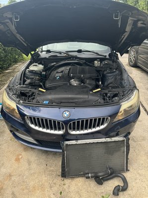 BMW Repairs - At Oxenade Motors, we expertly replaced the radiator on a 2009 BMW Z4, ensuring optimal engine cooling and performance. Our team handled the job with precision, using high-quality parts and dealership-level diagnostic tools to complete the repair efficiently. As always, our goal is to deliver top-notch service at competitive rates while maintaining the highest standards for our customers. BMW Repairs - At Oxenade Motors, we expertly replaced the radiator on a 2009 BMW Z4, ensuring optimal engine cooling and performance. Our team handled the job with precision, using high-quality parts and dealership-level diagnostic tools to complete the repair efficiently. As always, our goal is to deliver top-notch service at competitive rates while maintaining the highest standards for our customers.