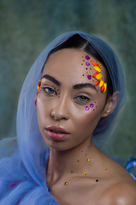 Headshot Photo Gallery - These are a few headshot sessions that I have done in the past year. I currently don't have a studio of my own but I have been taking a lot of indoor studio photoshoot in the past 2 years for general headshot, beauty editorial and business professional