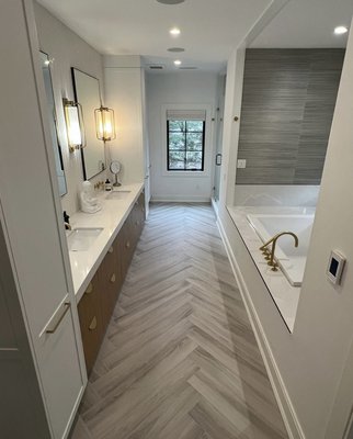 Complete remodel of bathrooms and kitchen - Complete remodel of kitchen and bathrooms