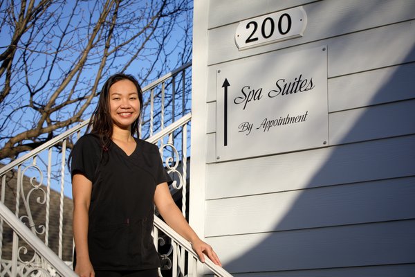 Bia Nguyen - My name is Jitpisot Nguyen, or more commonly known as Bia Nguyen to most people. I have experience in therapeutic massage/spa for over 8 years. Massage has always been my passion; I like helping clients feel better. I'm very motivated to help others and derive job satisfaction from the positive outcomes experienced by my clients. I believe in the amazing benefits of massage, and that everyone deserves a good massage experience!