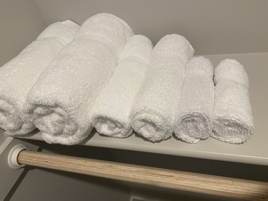 Kasa cleaning - This was a new room we cleaned an set up everything
