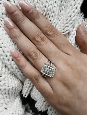 Recreating BEYONCÉ's Engagement Ring - Clients are always inspired by their favorite celebrities, and so we recreated Beyoncé Knowles' exact engagement ring for you to see in store, and try on - and hopefully make it your own!