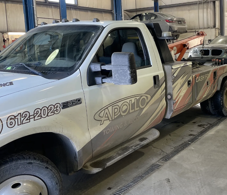 Towing and services - Filling the Gap

After being stranded myself, I realized there was a gap in towing services that truly care about the customer. That’s why I started Apollo Towing & Recovery — to offer efficient service with a personal touch and understanding.