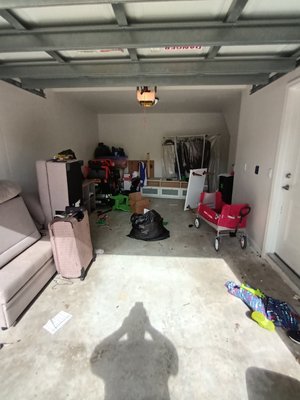 junk Removal and hauling - we do the Heavy lifting for you. Just point. junk Removal and hauling - we do the Heavy lifting for you. Just point.