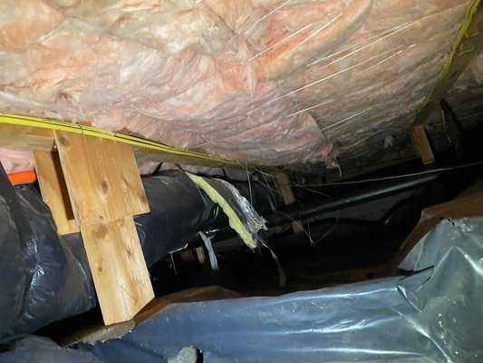 Crawl space outlets - Whether its a sump pump or a massive fish tank that needs additional power run in your crawl space, our electricians are efficient and run clean lines. We have you covered! Crawl space outlets - Whether its a sump pump or a massive fish tank that needs additional power run in your crawl space, our electricians are efficient and run clean lines. We have you covered!