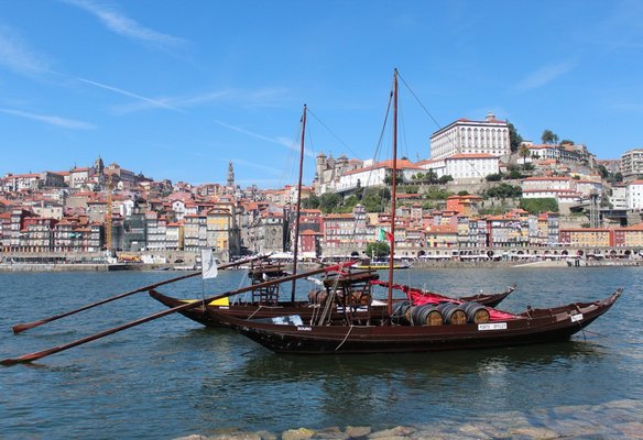 Portugal Luxury Travel - Portugal private luxury tours through Lisbon, Porto, Douro Valley, Alentejo and Madeira with chauffeur, 5-star stays, local dining and expert guides. Portugal Luxury Travel - Portugal private luxury tours through Lisbon, Porto, Douro Valley, Alentejo and Madeira with chauffeur, 5-star stays, local dining and expert guides.
