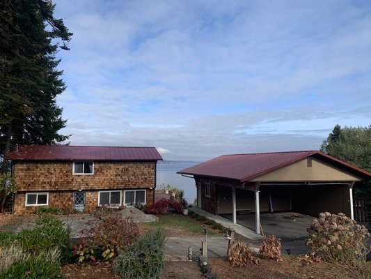 Metal Roof Replacement - Metal roof replacement on entire home and garage