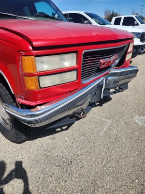 96 GMC SIERRA - Our client thought this truck was a total loss, but no, here at Doug's Auto Body, we handle even the most difficult repairs. 96 GMC SIERRA - Our client thought this truck was a total loss, but no, here at Doug's Auto Body, we handle even the most difficult repairs.
