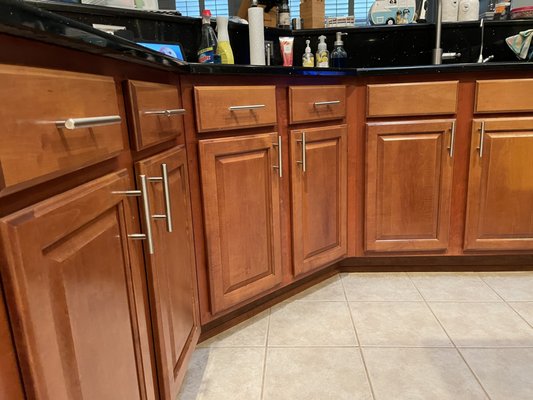 Jullington Creek2 - Cabinets painting project - Gorgeous Kitchen cabinet update!
A new look for your kitchen is closer than you think!
Check out this gorgeous project completed in Jacksonville! Jullington Creek2 - Cabinets painting project - Gorgeous Kitchen cabinet update!
A new look for your kitchen is closer than you think!
Check out this gorgeous project completed in Jacksonville!