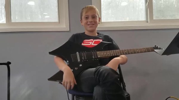 Children's Guitar Lessons - Is your child spending too much time on screens or uncreative activities?
Do they show interest in music but aren’t sure where to start, or feel stuck after trying lessons or learning on their own?

If you’re in the Myrtle Beach area, our guitar lessons can help your child thrive!

Learning guitar is a fun, creative way to build confidence, self-expression, and lifelong skills. Our experienced teachers make lessons enjoyable and tailored to each student’s interests, helping them progress quickly and stay motivated—even if previous attempts at lessons haven’t worked.

We offer flexible scheduling, with both in-person and online options, making it easy and convenient for busy families.

Give your child or teen the chance to discover their musical potential—and have a blast doing it!