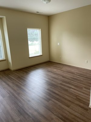 Move-Out Clean, Bozeman - This project was a move-out clean! 3 bedrooms and 2 bathrooms, all hard floors. We did a top to bottom full clean on this residence.