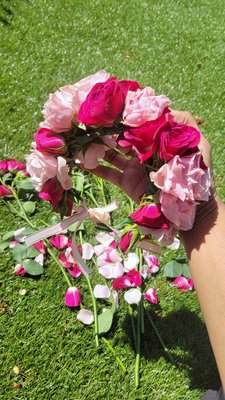 Traditional garlands and corsages - Traditional and modern floral gajras, corsages, boutonnieres, and wristlets, thoughtfully handcrafted to complement weddings, cultural celebrations, proms, and special events Traditional garlands and corsages - Traditional and modern floral gajras, corsages, boutonnieres, and wristlets, thoughtfully handcrafted to complement weddings, cultural celebrations, proms, and special events