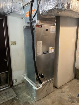 Install and maintenance - Installed a Oxbox Heat pump split system and serviced a heat pump package unit Install and maintenance - Installed a Oxbox Heat pump split system and serviced a heat pump package unit