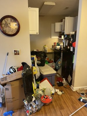 Junk and trash removal and haul away - Customer junk trash and appliance clean out and haul away completed in less than two hours Junk and trash removal and haul away - Customer junk trash and appliance clean out and haul away completed in less than two hours