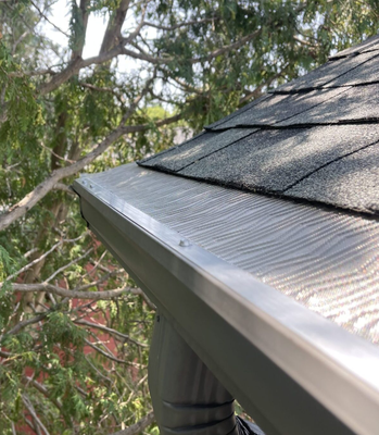 Gutter Guards - Gutter guards, also known as gutter covers or leaf guards, are protective systems installed on rain gutters to prevent debris from entering and clogging the gutter system. They are designed to allow rainwater to flow freely into the gutter while keeping leaves, twigs, pine needles, and other debris out.
There are a number of factors to consider when choosing seamless gutters, including the type of material used, the size and style of the gutters, and the cost. At TruNorth Gutters we understand the importance of working with a reputable contractor who can help you choose the right type of seamless gutters for your home or building and ensure proper installation.
Call today for a no obligation free estimate so you can start planning your gutter project. We are serving entire Twin Cities MN. Gutter Guards - Gutter guards, also known as gutter covers or leaf guards, are protective systems installed on rain gutters to prevent debris from entering and clogging the gutter system. They are designed to allow rainwater to flow freely into the gutter while keeping leaves, twigs, pine needles, and other debris out.
There are a number of factors to consider when choosing seamless gutters, including the type of material used, the size and style of the gutters, and the cost. At TruNorth Gutters we understand the importance of working with a reputable contractor who can help you choose the right type of seamless gutters for your home or building and ensure proper installation.
Call today for a no obligation free estimate so you can start planning your gutter project. We are serving entire Twin Cities MN.