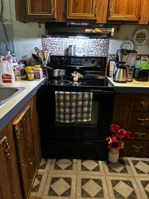 Love seeing the shine after a nice cleaning - This kitchen kinda need a new look with it looking a little
Rough so after a nice little simple clean I was able to make it shine again Love seeing the shine after a nice cleaning - This kitchen kinda need a new look with it looking a little
Rough so after a nice little simple clean I was able to make it shine again
