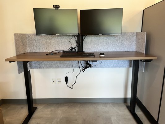 Modern 10 Office Workstation Setup - We recently completed a full office setup that focused on creating clean, ergonomic, and tech-ready workspaces. Each desk was equipped with dual monitors, height-adjustable sit/stand features, proper cable management, and reliable wired connections.
The build included private offices, open work areas, and collaborative stations — all designed to balance comfort with productivity. The end result is a professional, modern workspace that supports employees and is ready for long-term growth. Modern 10 Office Workstation Setup - We recently completed a full office setup that focused on creating clean, ergonomic, and tech-ready workspaces. Each desk was equipped with dual monitors, height-adjustable sit/stand features, proper cable management, and reliable wired connections.
The build included private offices, open work areas, and collaborative stations — all designed to balance comfort with productivity. The end result is a professional, modern workspace that supports employees and is ready for long-term growth.