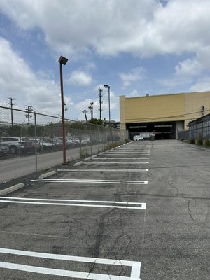 SOCAL PARKING MAINTENANCE - Updated May 2026 - 10 Photos - 945 Erskine ...
