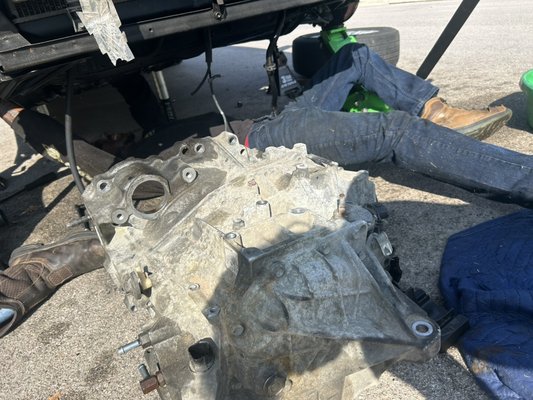 Transmission Swap - This transmission swap was done on a Toyota sienna 2013 completed in about 5 days with all the driving,finding of the part and time to install and remove! Call now for your services! Transmission Swap - This transmission swap was done on a Toyota sienna 2013 completed in about 5 days with all the driving,finding of the part and time to install and remove! Call now for your services!