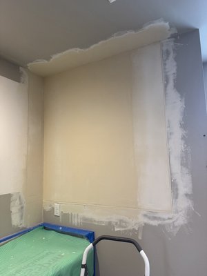 replacing damaged drywall in the kitchen - replacing damaged drywall in the kitchen, painting walls and assembling furniture. replacing damaged drywall in the kitchen - replacing damaged drywall in the kitchen, painting walls and assembling furniture.