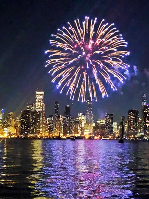 Fireworks Cruise - Our 90 minute fireworks cruises are Wednesday and Saturday nights between Memorial Day and Labor Day weekend. Take in the beautiful city views from the lake then follow up with an unforgettable fireworks display. Check www.fireboattours.com for schedules and cruise times. Fireworks Cruise - Our 90 minute fireworks cruises are Wednesday and Saturday nights between Memorial Day and Labor Day weekend. Take in the beautiful city views from the lake then follow up with an unforgettable fireworks display. Check www.fireboattours.com for schedules and cruise times.