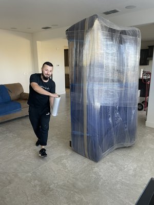 Long Distance moving - 3 bedroom house +garage and patio furniture 
3 movers + 26 feet truck 
Furniture packing, disassembling/ assembling 
Long Distance trip 
Pick up Sacramento 
Drop off Las Vegas