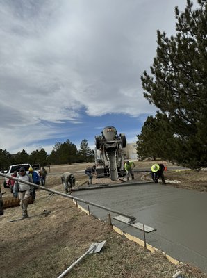 New concrete Driveway - New concrete Driveway in Castle Rock✅