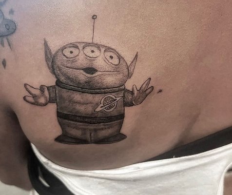 Let us help you show your quirk! - Tattoos are an amazing way to show who you are and what you love, let us help you be the work of art you always wanted to be.

Call or text us to schedule your consultation today!