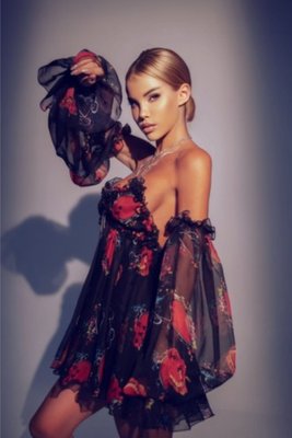 Luxury Fashion in Clearwater - Mimi Boutique cares only the highest quality, luxury clothing line from one of the best Polish designers Joanna Muzyk. Her clothes are wearing celebrities in Poland and Europe.  Now her collection is available at Mimi Boutique in Clearwater.  I am more than happy to help you with choosing the best outfit for you. Also feel free to contact with me anytime!
