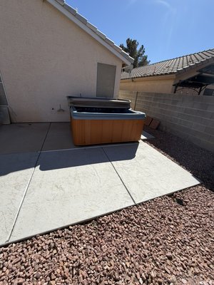 Jacuzzi removal - Client needed old jacuzzi removed. We can do that! Jacuzzi removal - Client needed old jacuzzi removed. We can do that!