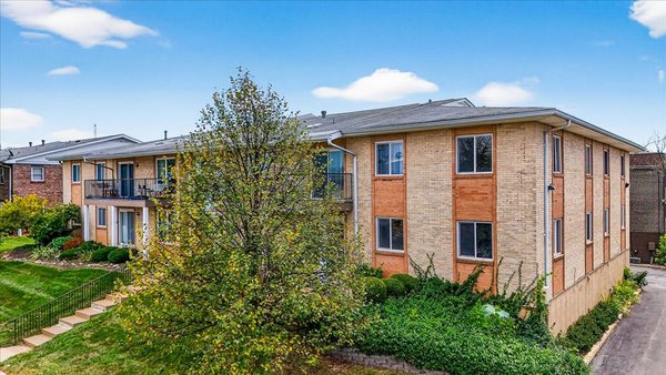 10328 Forest brook Ln #H Fantastic updated condo Creve Coeur area! - This stylishly updated 2 bed 2 bath second floor condo offers a bright, contemporary lifestyle with luxury vinyl plank flooring throughout, a walk in entry closet, large windows, and fresh neutral paint to create a welcoming atmosphere. The modern light filled eat-in kitchen boasts sleek counters, luxury vinyl flooring, white cabinetry, a new electric smooth-top stove, new dishwasher, refrigerator, ceiling fan, pantry, window and a sliding door which provides direct access to the spacious newer private balcony. The primary suite features beautiful luxury vinyl flooring, generous closet space, and windows that bring in natural light. The fabulous remodeled ensuite bathroom boasts tile flooring, a walk-in shower and stackable washer/dryer hook-up. A second bedroom with windows that provide natural light and gorgeous luxury vinyl flooring sits just steps away from the wonderful full bath, host to new tile tub surround. Generous sized one- car parking in the shared walk-out basement garage which also provides additional storage and secure building access. Enjoy community amenities such as a pool and clubhouse! Open House 1-3  Oct 5th 1-3