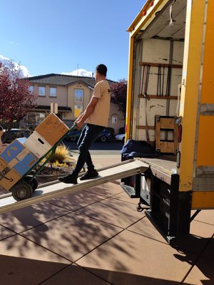 Local Move - The Riney’s family - We service the Riney family last week. 
Moved from San Francisco to Oakland. What a pleasure working with you mr Riney