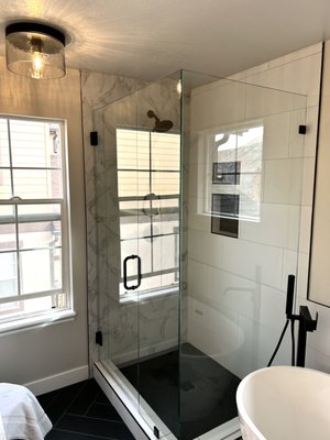 Free Standing Shower Enclosure 2024 - This was a bathroom remodel and we were able to come in and install the glass. The way the shower enclosure reacts with the light is beautiful. It really opens up the space.