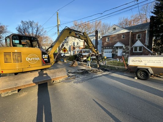 Sewer Lateral - This was a new sewer replacement in the road for a homeowner. We replaced the pipe in one day keeping them in service for most of the day. Sewer Lateral - This was a new sewer replacement in the road for a homeowner. We replaced the pipe in one day keeping them in service for most of the day.
