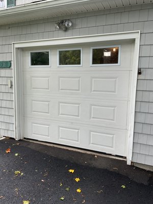 New Garage Door - We install doors of all sizes and models. New Garage Door - We install doors of all sizes and models.