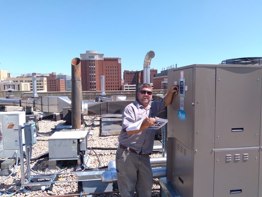 UAB Scientific Research Chambers - This was one of our signature jobs completed in 2024. We know its not a residential heat pump, but it was such an opportunity that we wanted to share. We installed in partnership with a Canadian company, 3 research chambers and a chiller to supply cold water to the fan coils inside the chambers. UAB Scientific Research Chambers - This was one of our signature jobs completed in 2024. We know its not a residential heat pump, but it was such an opportunity that we wanted to share. We installed in partnership with a Canadian company, 3 research chambers and a chiller to supply cold water to the fan coils inside the chambers.
