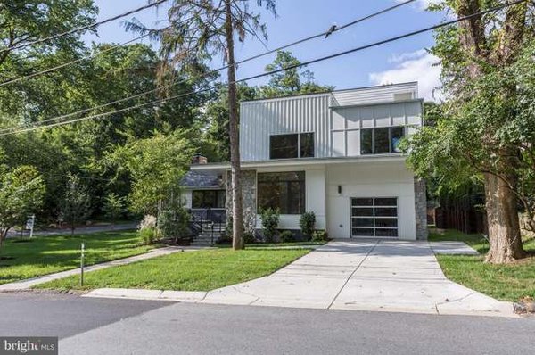 Home Remodel - This beautiful Bethesda, Maryland home includes interior home, kitchen, and bathroom remodeling to create a more modern and open living space. Completed according to client's request.