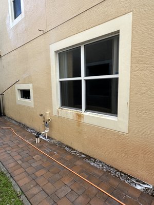 House Wash - House pressure washing is an ideal way to protect your investment. Shoreline Services delivers exceptional results for cleaning wood, brick, stone, concrete and other popular construction materials. House Wash - House pressure washing is an ideal way to protect your investment. Shoreline Services delivers exceptional results for cleaning wood, brick, stone, concrete and other popular construction materials.