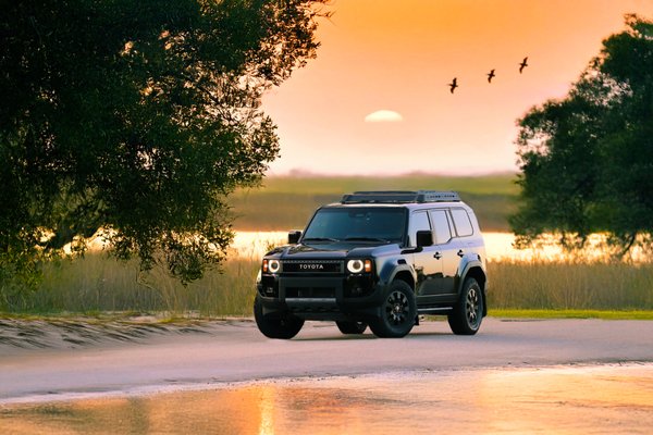 Arlington Toyota - Discover Arlington Toyota’s state-of-the-art facilities with sales, service, rentals, and collision all under one roof. Our certified Toyota technicians and Jacksonville’s only Toyota-certified collision center ensure quality and peace of mind.
