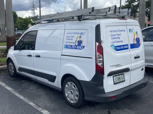 Air Duct and Dryer Vent Cleaning - We are the best at what we do, check our reviews. We specialize in Air Duct Cleaning, Dryer Vent Cleaning and Coil Cleaning. We are your Indoor Air Specialist. Remember you should clean your Air Duct aprox. every 4 to 5 years and your Dryer vent every 12 to 18 months. Air Duct and Dryer Vent Cleaning - We are the best at what we do, check our reviews. We specialize in Air Duct Cleaning, Dryer Vent Cleaning and Coil Cleaning. We are your Indoor Air Specialist. Remember you should clean your Air Duct aprox. every 4 to 5 years and your Dryer vent every 12 to 18 months.