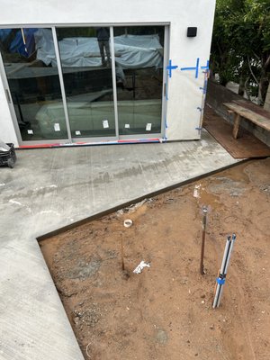 Backyard and front yard tiles. - This backyard was done 2024. We mixed small and large tiles.We did installed large slabs 60"x120" and Mosaic tiles. Backyard and front yard tiles. - This backyard was done 2024. We mixed small and large tiles.We did installed large slabs 60"x120" and Mosaic tiles.