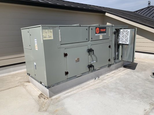 Heating, Air Conditioning & Refrigeration - Service Mule is a Heating, Air Conditioning & Refrigeration company that services the Grayson, Collin, and Fannin Counties. We provide installation, Service, and Maintenance of residential and commercial HVAC systems. With over 10 years in the HVAC industry, we can help you with all your heating and cooling needs.